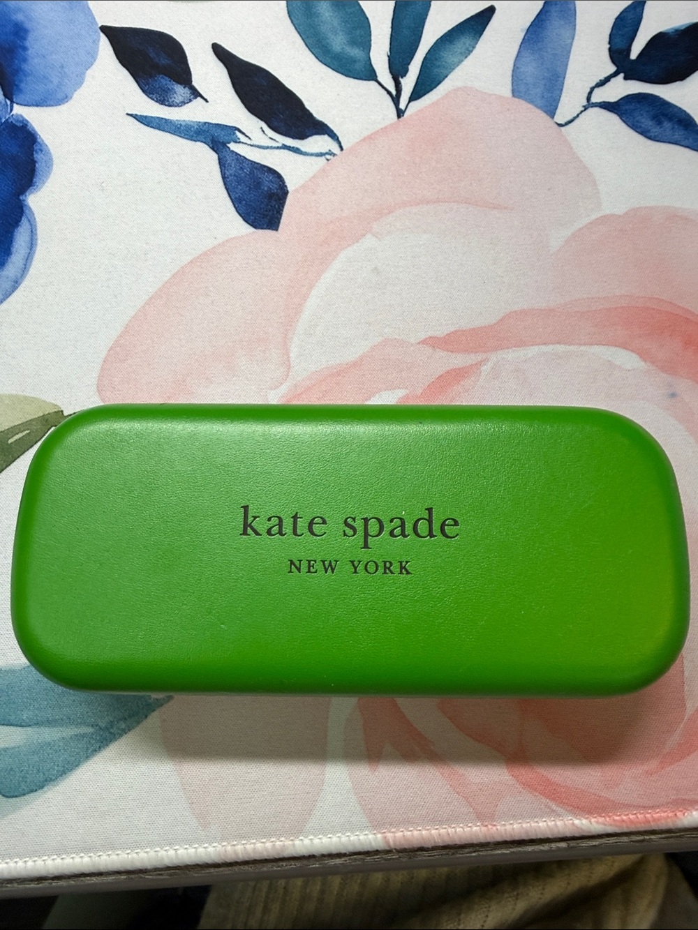 kate spade bright green eyeglass case with logo